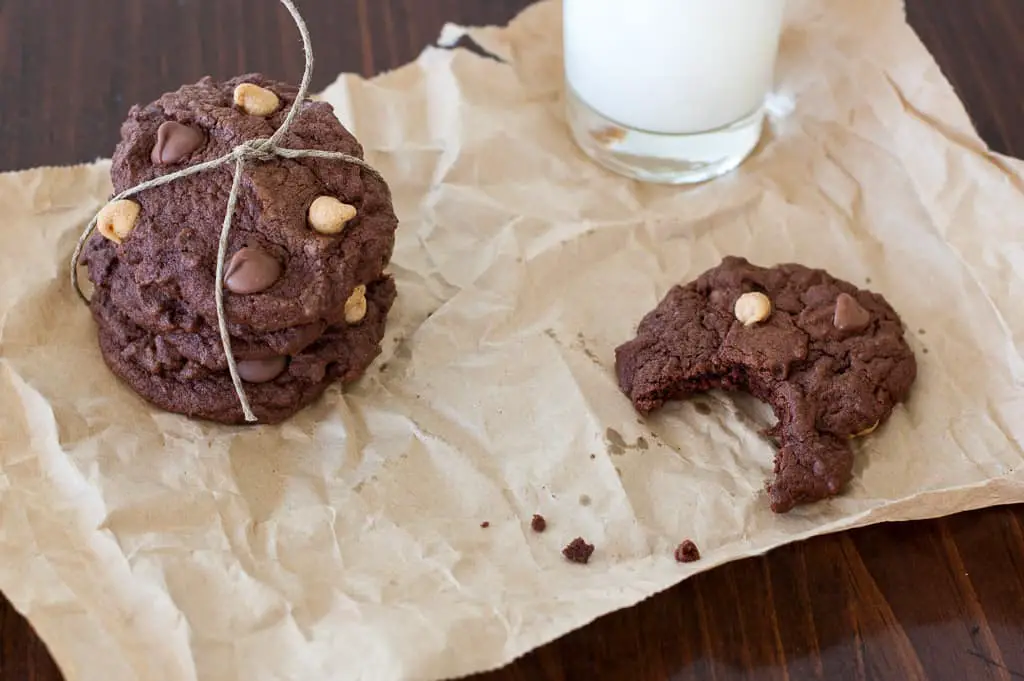 Forget Your Diet Cookies a.k.a. Chocolate Peanut Butter Cookies