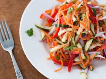 Marinated Vegetable Salad with red wine vinaigrette - thekitchensnob.com #recipe #salad