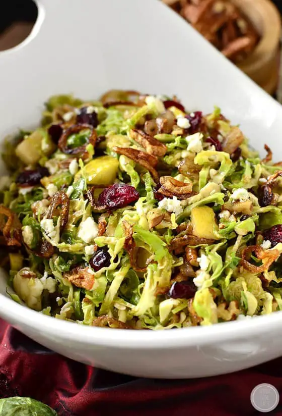 10 Holiday Salads to Lighten Up Your Holiday Meals - easy, delicious, healthy recipes!